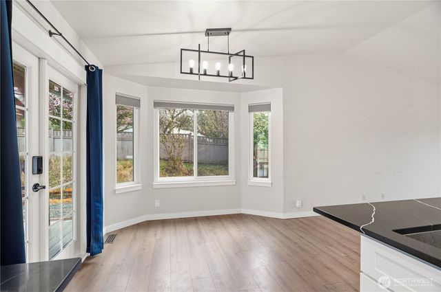 2401 185th Place SE, Bothell, WA 98012