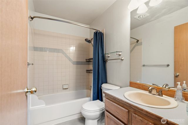 2401 185th Place SE, Bothell, WA 98012