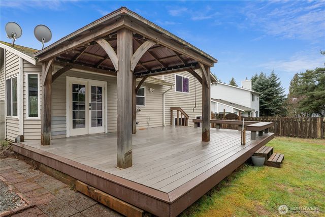 2401 185th Place SE, Bothell, WA 98012