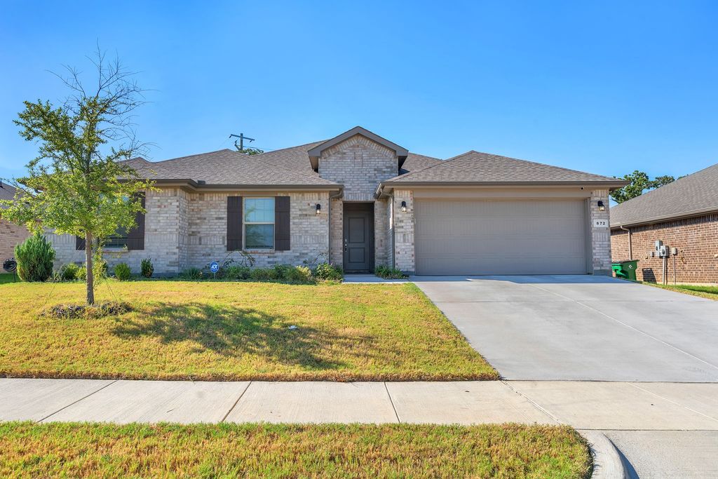 872 Alexandria Lane, Joshua, TX 76058 — exterior