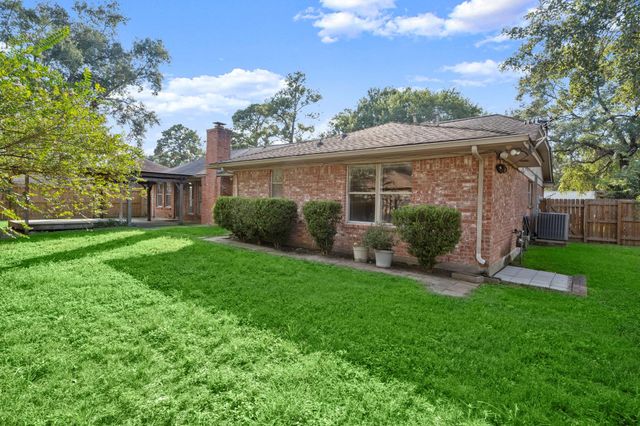 3911 Cypress Lake Drive, Spring, TX 77388