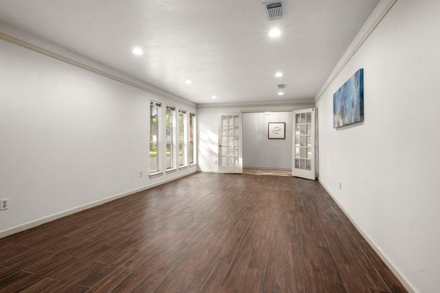 3911 Cypress Lake Drive, Spring, TX 77388