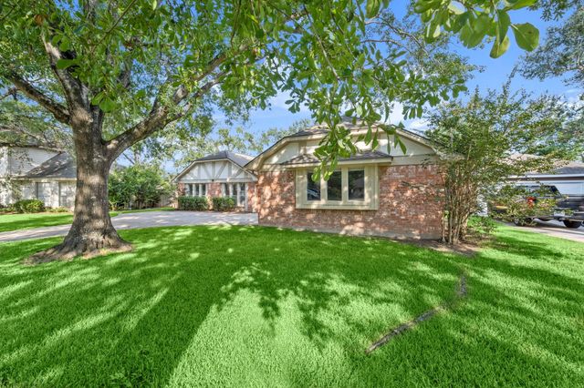3911 Cypress Lake Drive, Spring, TX 77388