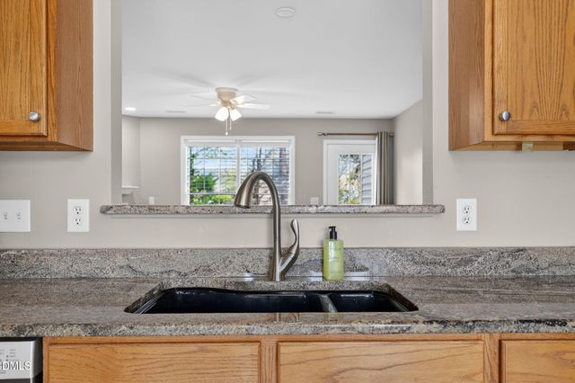 204 Knightsborough Way, Apex, NC 27502