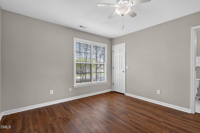 204 Knightsborough Way, Apex, NC 27502