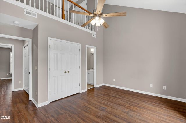 204 Knightsborough Way, Apex, NC 27502