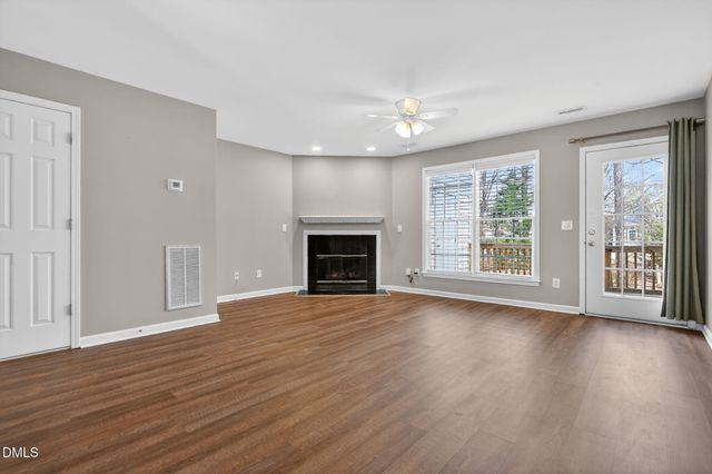 204 Knightsborough Way, Apex, NC 27502