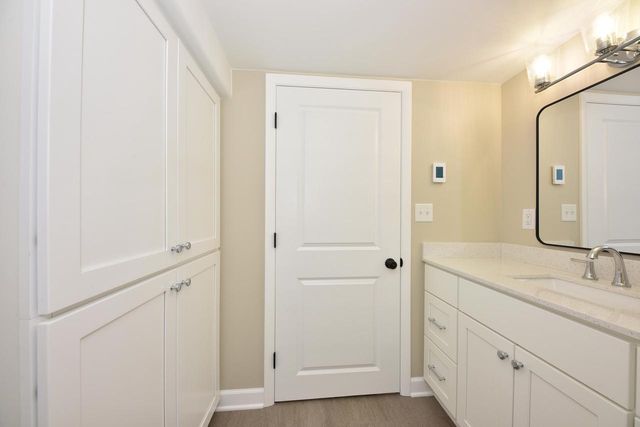 111 S Middle ROAD, Belgium, WI 53004