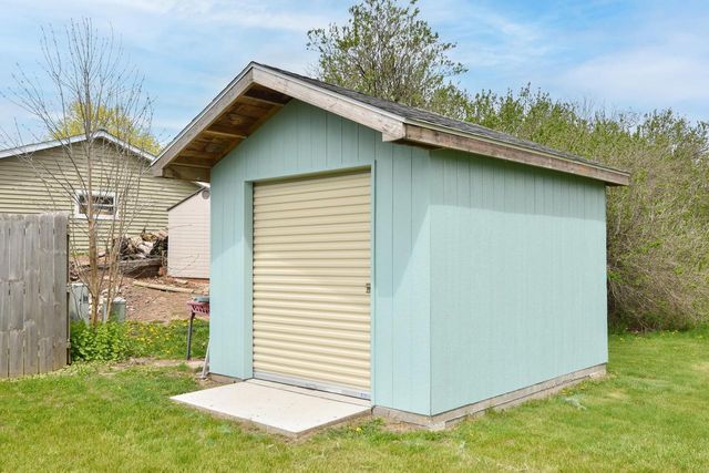 111 S Middle ROAD, Belgium, WI 53004