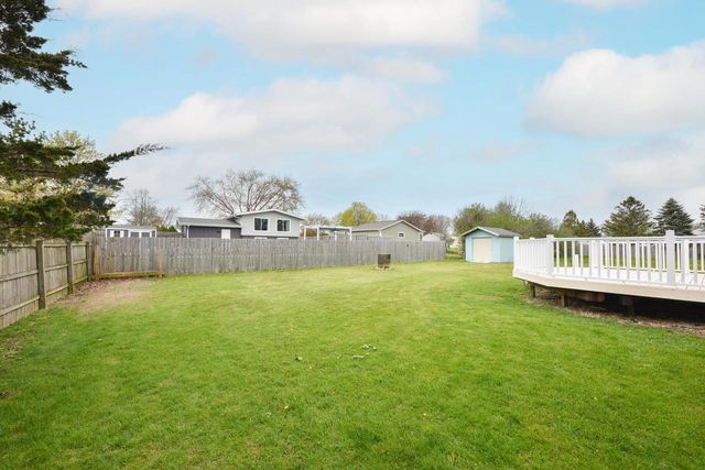 111 S Middle ROAD, Belgium, WI 53004