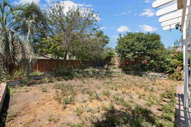 7810 Mission Montana Pl, San Diego, CA 92120
