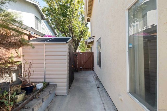 7810 Mission Montana Pl, San Diego, CA 92120
