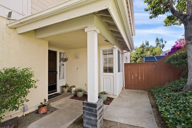 7810 Mission Montana Pl, San Diego, CA 92120