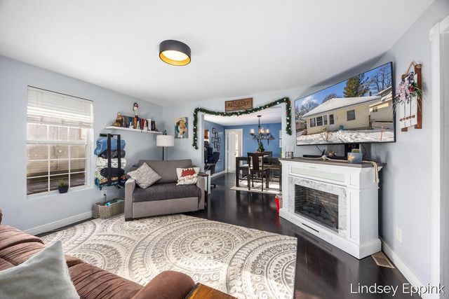 2919 Botsford Avenue, Grand Rapids, MI 49505