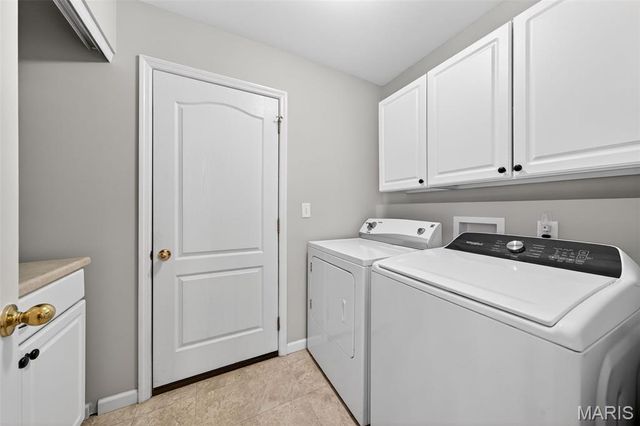 130 Stone Bridge Drive, Moscow Mills, MO 63362