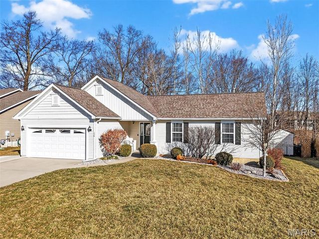 130 Stone Bridge Drive, Moscow Mills, MO 63362