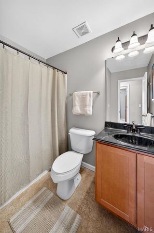 130 Stone Bridge Drive, Moscow Mills, MO 63362