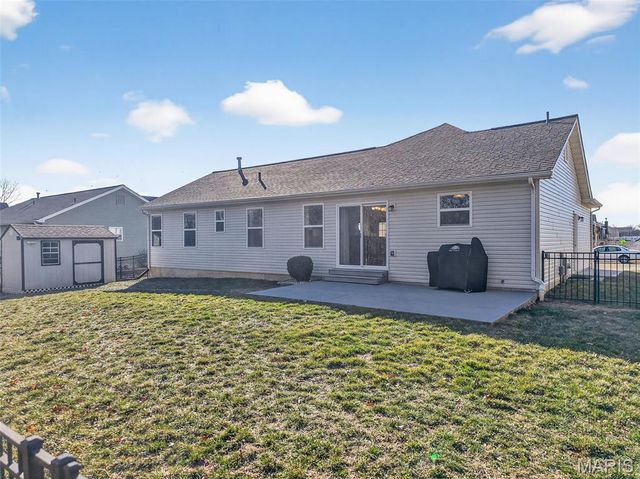 130 Stone Bridge Drive, Moscow Mills, MO 63362