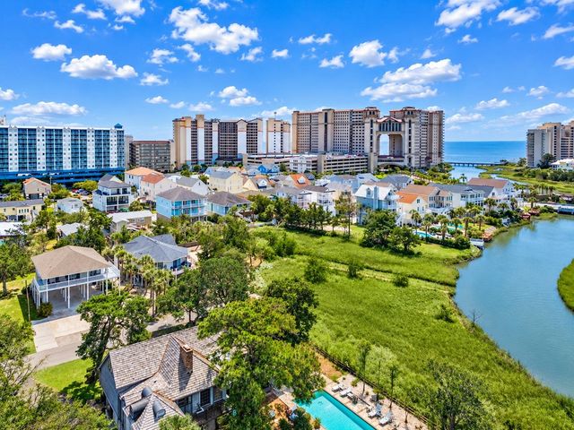 4705 Lewis Dr., North Myrtle Beach, SC 29582