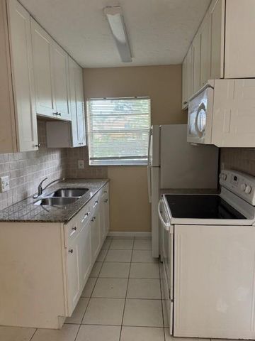 801 S Federal Hwy 103, Lake Worth Beach, FL 33460
