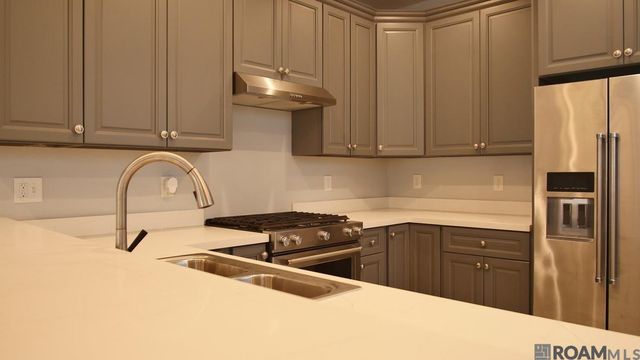 7814 Colapissa St, New Orleans, LA 70125