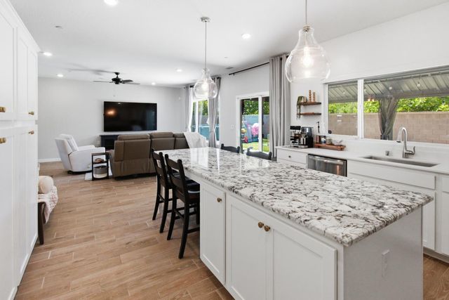 479 S Filbert Avenue, Fresno, CA 93727