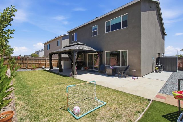 479 S Filbert Avenue, Fresno, CA 93727