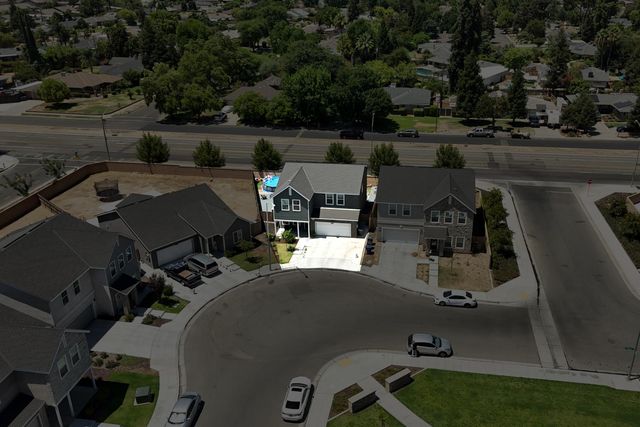479 S Filbert Avenue, Fresno, CA 93727