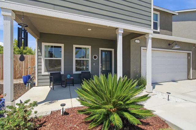479 S Filbert Avenue, Fresno, CA 93727