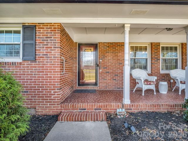 1100 Old Stonecutter Road, Rutherfordton, NC 28139