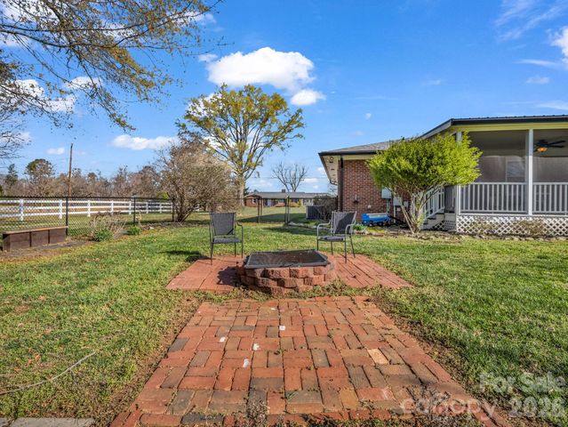 1100 Old Stonecutter Road, Rutherfordton, NC 28139