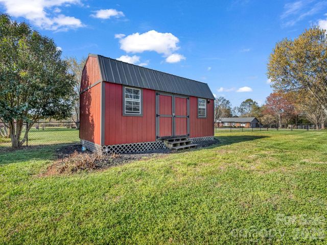 1100 Old Stonecutter Road, Rutherfordton, NC 28139