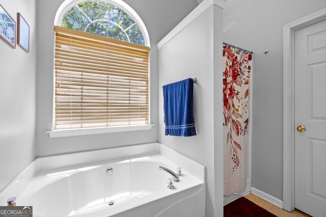 333 Cascade Court, Hampton, GA 30228