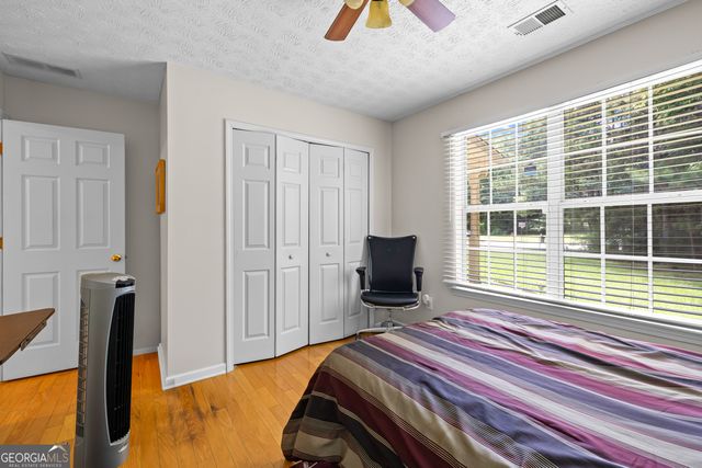 333 Cascade Court, Hampton, GA 30228