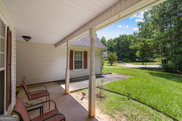 333 Cascade Court, Hampton, GA 30228
