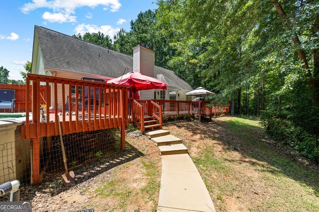 333 Cascade Court, Hampton, GA 30228