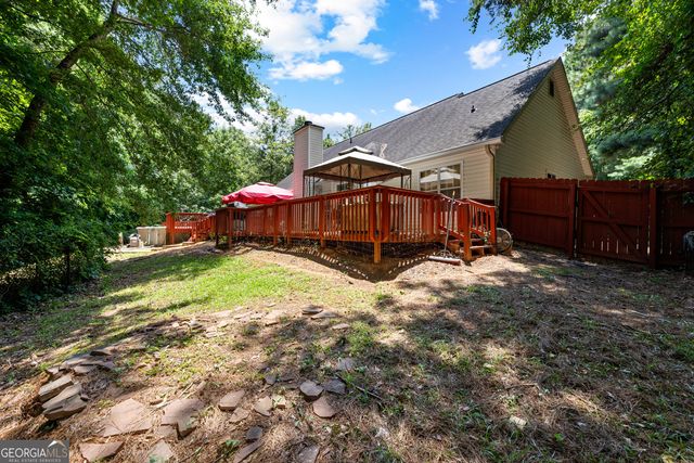 333 Cascade Court, Hampton, GA 30228