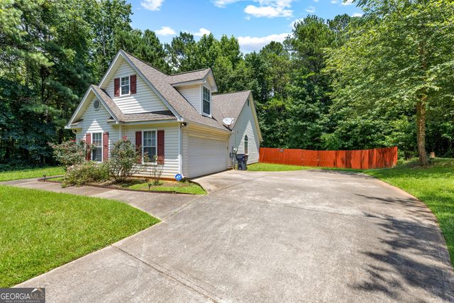 333 Cascade Court, Hampton, GA 30228