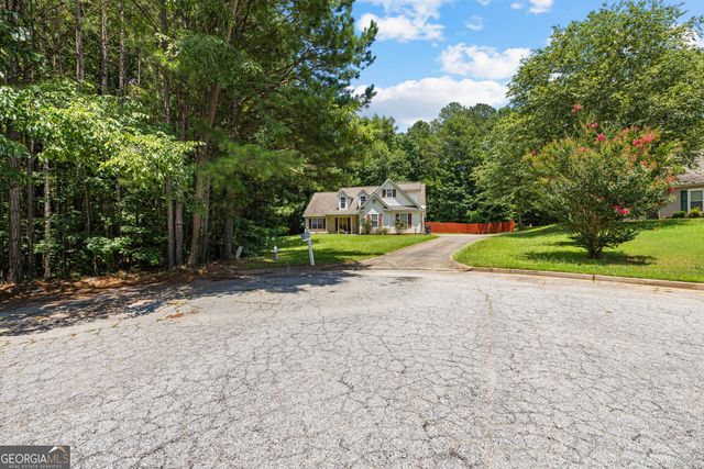 333 Cascade Court, Hampton, GA 30228
