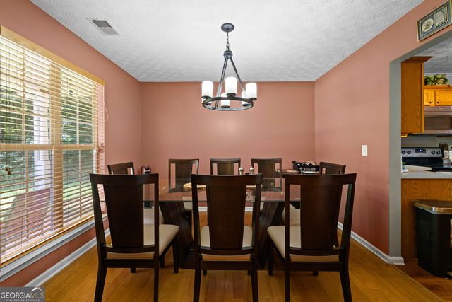 333 Cascade Court, Hampton, GA 30228