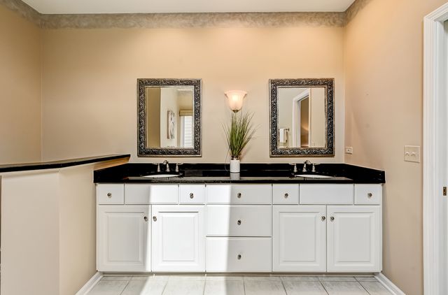 1187 Arborside Drive, Aurora, IL 60502