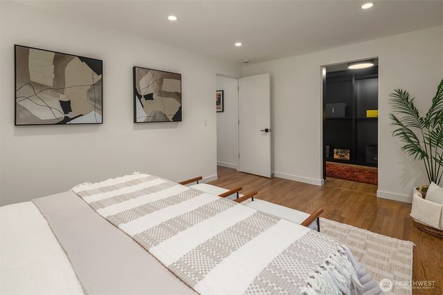 2426 NW 201st Place, Shoreline, WA 98177