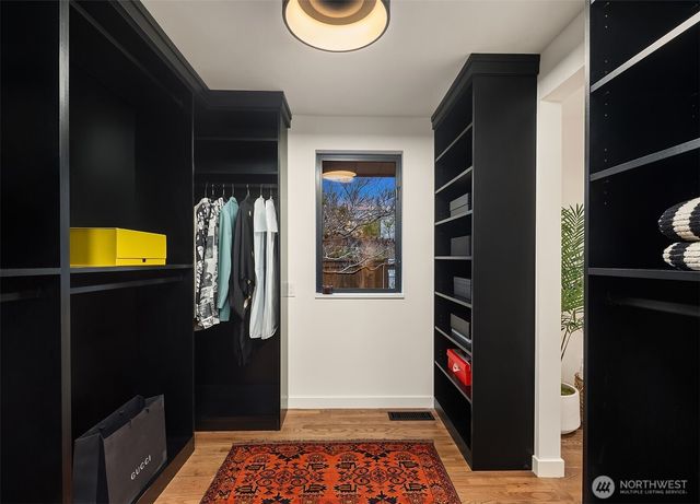 2426 NW 201st Place, Shoreline, WA 98177