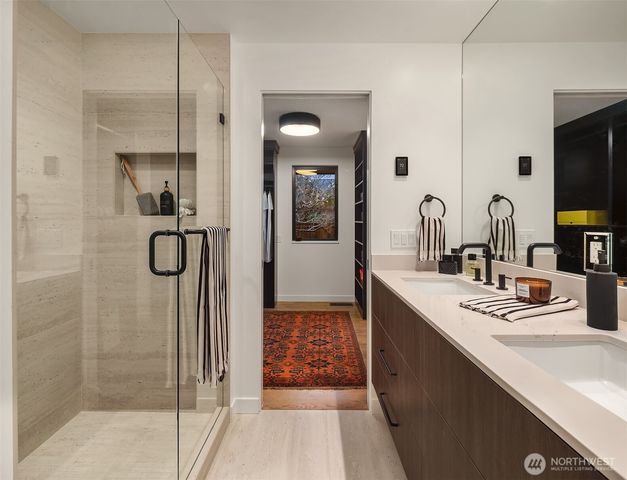 2426 NW 201st Place, Shoreline, WA 98177