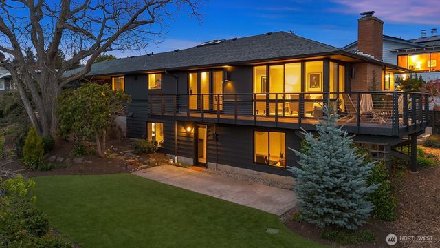 2426 NW 201st Place, Shoreline, WA 98177