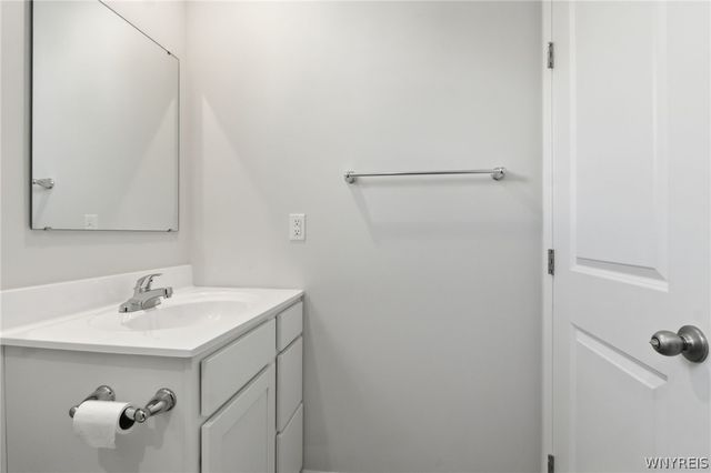 133 South Drive, West Seneca, NY 14218