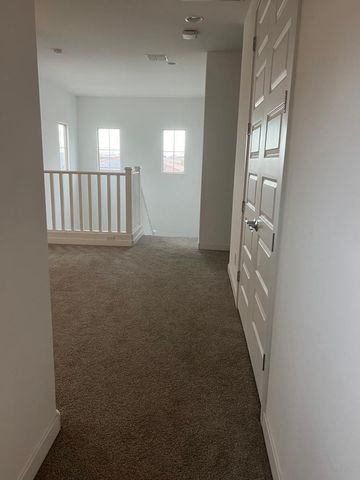 9922 E Tahoe Avenue, Mesa, AZ 85212