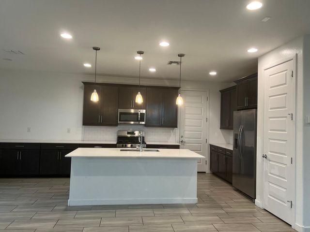 9922 E Tahoe Avenue, Mesa, AZ 85212