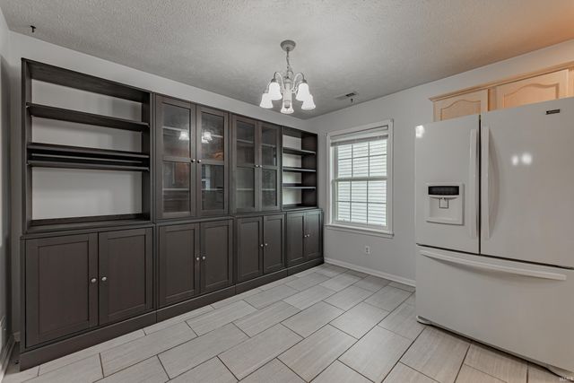 1616 Welworth Avenue, Evansville, IN 47711