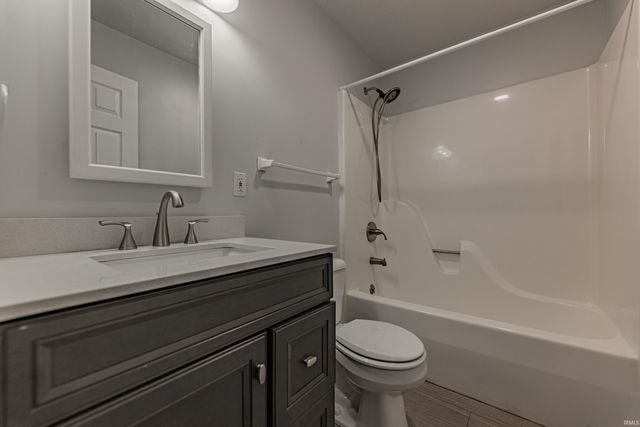 1616 Welworth Avenue, Evansville, IN 47711